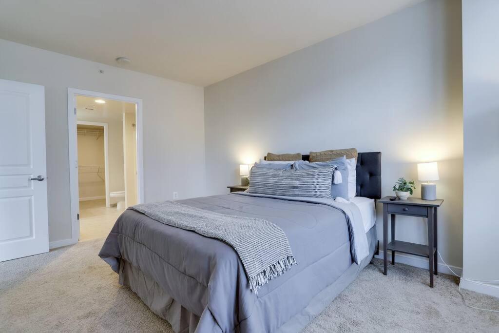 Fantastic 2 Bedroom Condo At Pentagon City 阿林顿 外观 照片