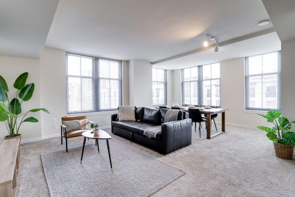 Fantastic 2 Bedroom Condo At Pentagon City 阿林顿 外观 照片
