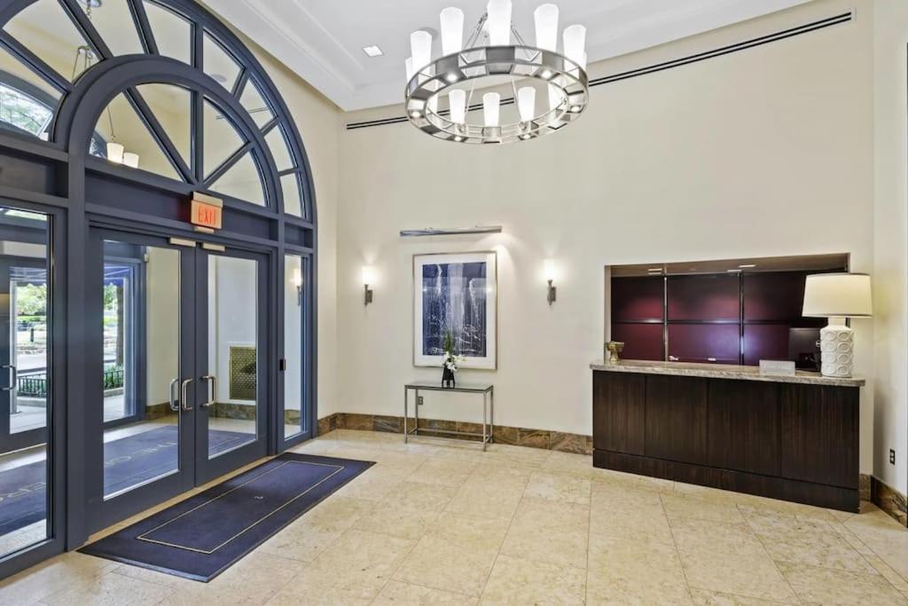 Fantastic 2 Bedroom Condo At Pentagon City 阿林顿 外观 照片