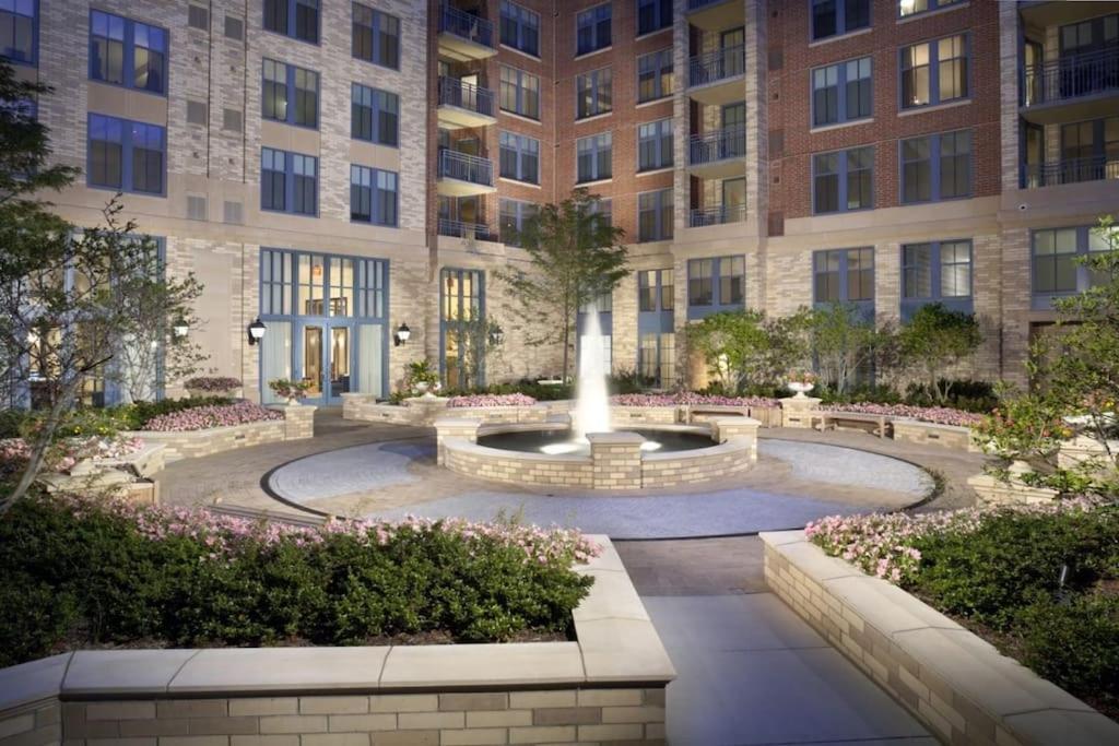 Fantastic 2 Bedroom Condo At Pentagon City 阿林顿 外观 照片